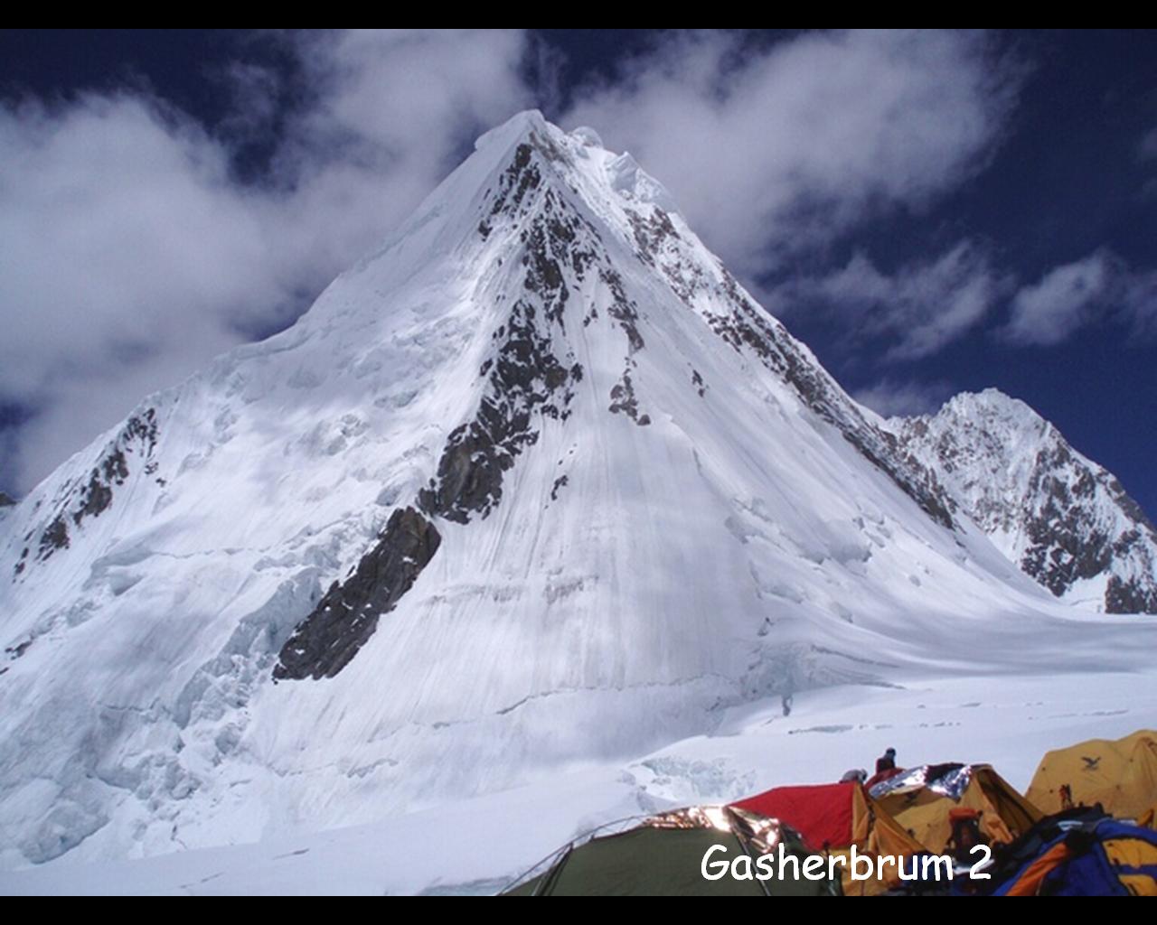 Gasherbrum_II_8035m_b