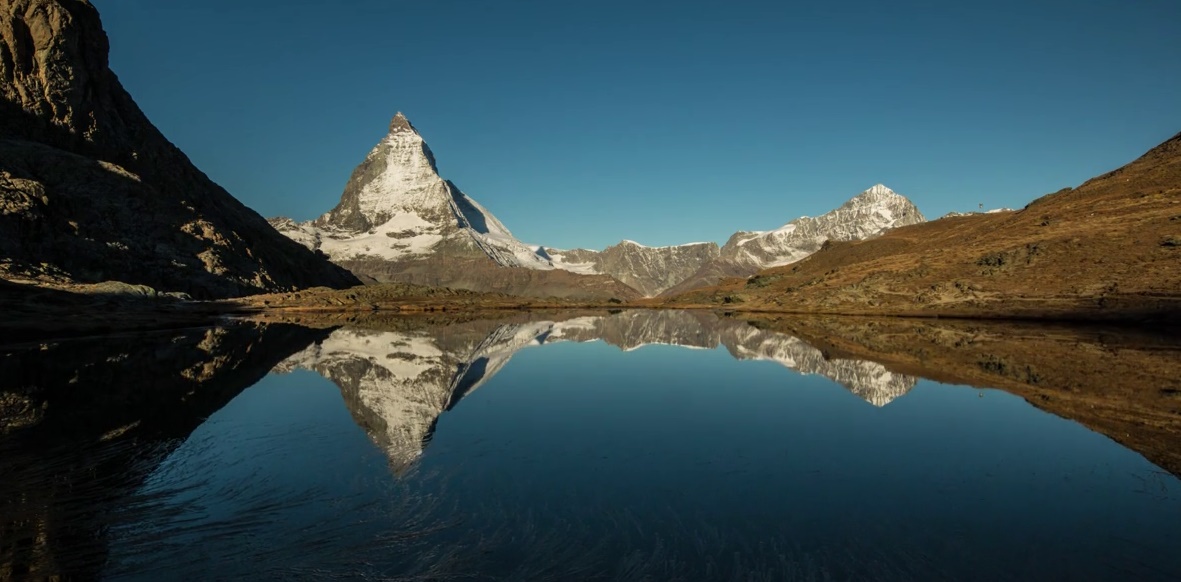 vodní zrcadlo a Matterhorn_1